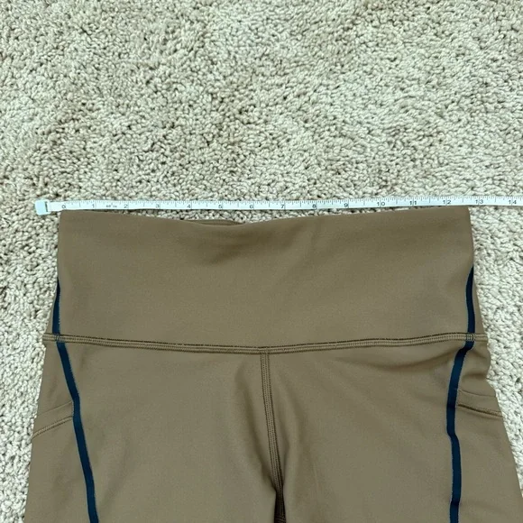 Athleta Interval Stash Ombre Tipped 5” Bike Shorts Size Small - Picture 4 of 7
